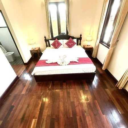 Villa Bouathong Hotels Luangprabang Kültér fotó